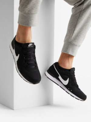 Кроссовки мужские Nike Venture Runner, Черный
